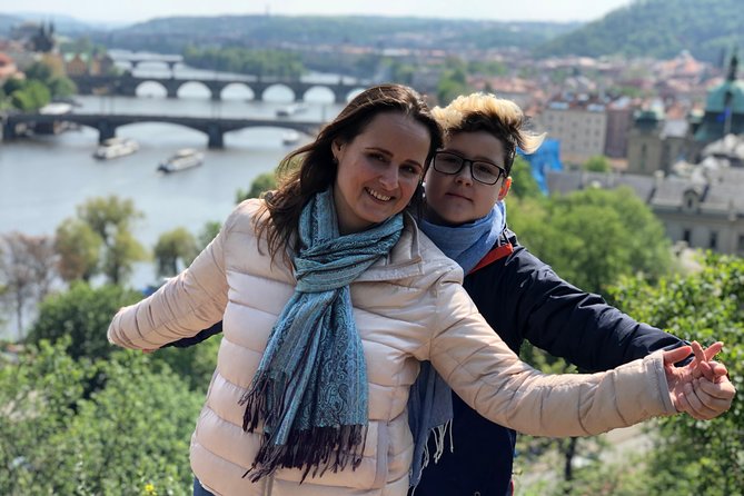 Grand City Tour of Prague on Cruiser e-Bikes or e-Scooters - Before you roll: training, helmets, raincoats, and photo help