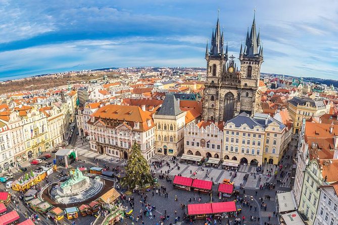 Grand Tour of Prague "among history, legends and curiosities" (NO ENGLISH) - Wenceslas Square to communism and Nazi headquarters: reading Vaclavske NamEsti