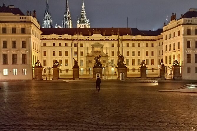 Guided Old Town & Jewish quarter Walking Tour Prague (Tip-based) - Charles Bridge, 30 statues, and the Nepomuk luck moment