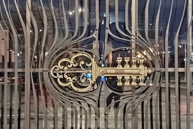 Guided Old Town & Jewish quarter Walking Tour Prague (Tip-based) - Klementinum, Old Town Square, and the Astronomical Clock you should recognize