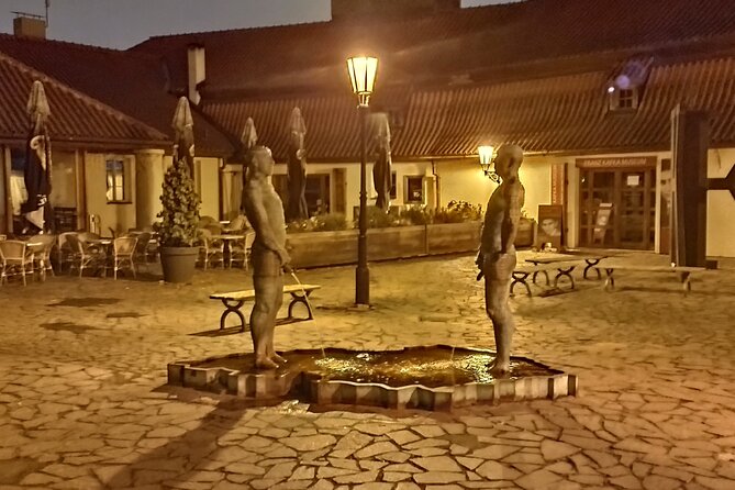 Guided Old Town & Jewish quarter Walking Tour Prague (Tip-based) - Prasná brána, the border feeling between old and new