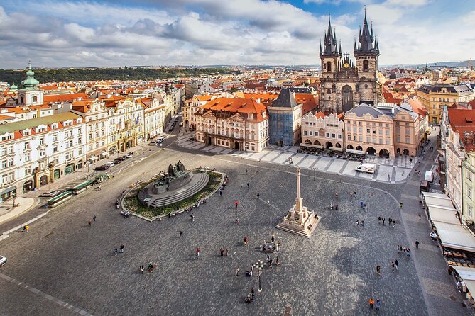 Hidden gems of Prague & City sightseeing - Walking tour - Parizská Street Window Shopping, Then Toward the Jewish Quarters
