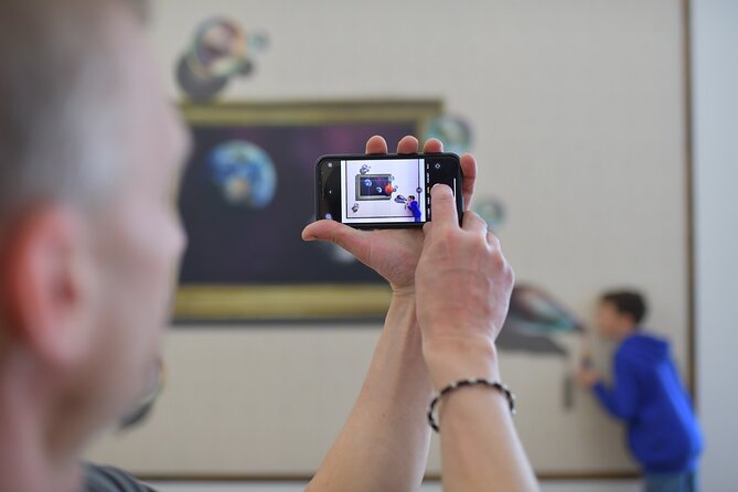 IAM Illusion Art Museum Prague Fast Pass Ticket - Photo tips that actually help you get the illusion right