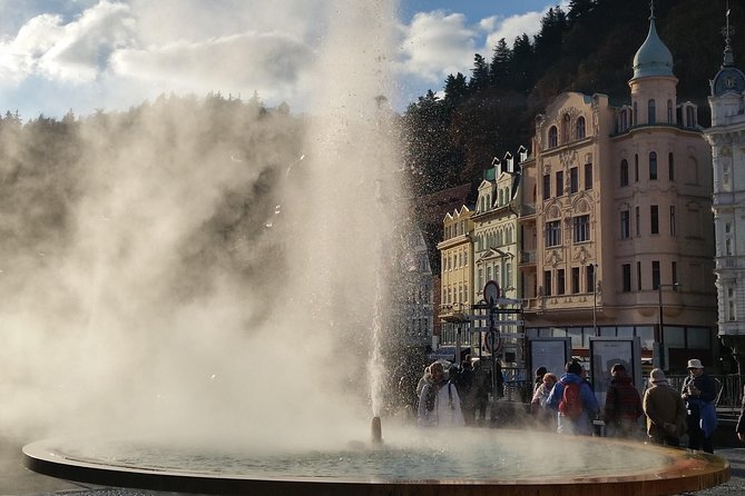 Karlovy Vary day trip from Prague with lunch - The Prague-to-Karlovy Vary bus ride: plan for the time