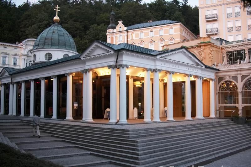 Karlovy Vary & Marianske Lazne Tour from Prague with Lunch - Marianske Lazne after lunch: Cross Spring and the town’s spa architecture