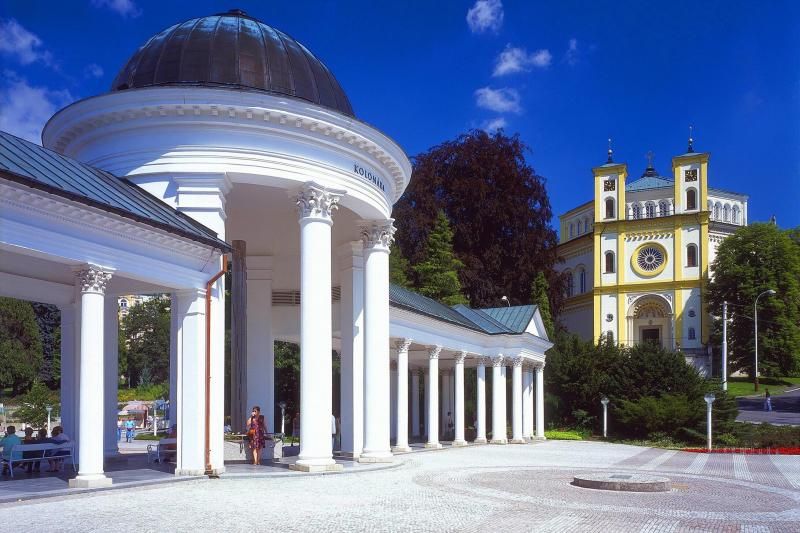 Karlovy Vary & Marianske Lazne Tour from Prague with Lunch - Price and value at around $105 per person