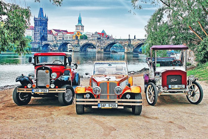 Karlstejn Castle in Vintage Convertible Car - Karlstejn Castle Visit: Guided Access, Timing, and What You’ll Actually See