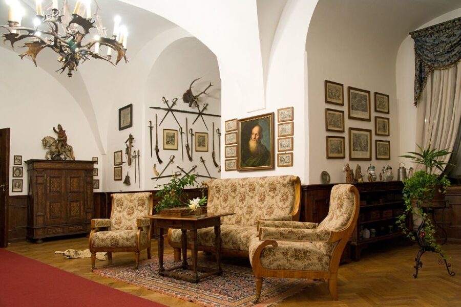 Konopiště: Chateau Tour from Prague - The Time Crunch Reality: Room Choices and Fixed Start Times