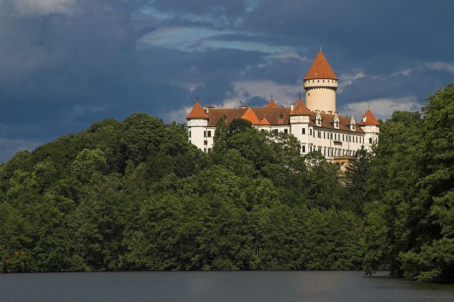 Konopiště: Chateau Tour from Prague - Skip the Ticket Line: Small Benefit, Real Time Savings