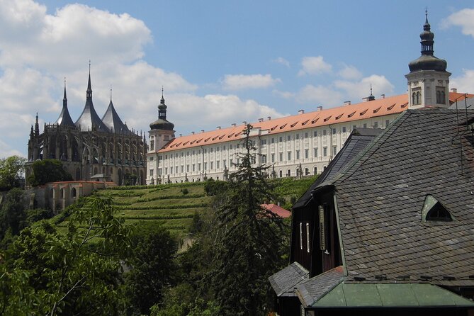 Kutna Hora and Bone Chapel Private Day Trip from Prague - What You’ll See in Kutná Hora, Step by Step