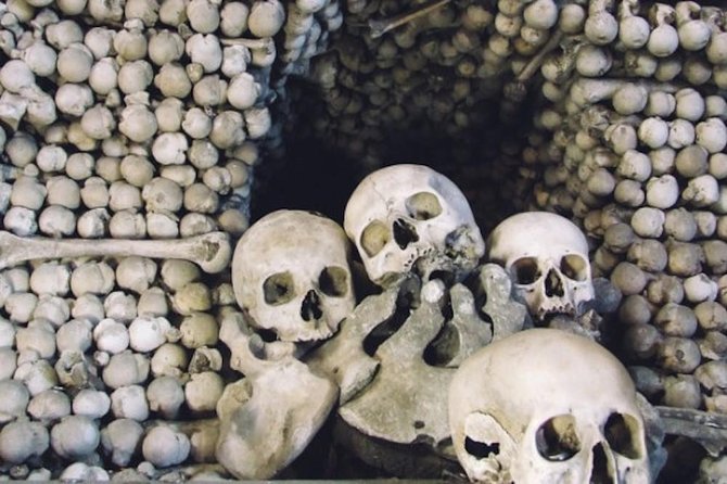 Kutna Hora Day Tour Including Sedlec Ossuary from Prague - Meeting at Týnská and the guided walk to Praha hlavni nadrazi