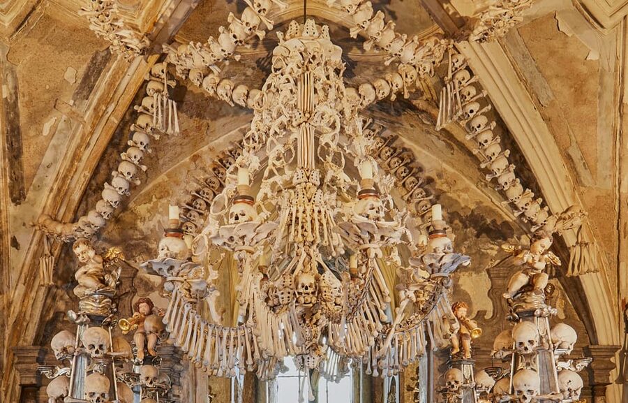 Kutná Hora: Sedlec Ossuary Skip-the-Line Ticket & Audioguide - Walking from ossuary to UNESCO cathedral in five minutes