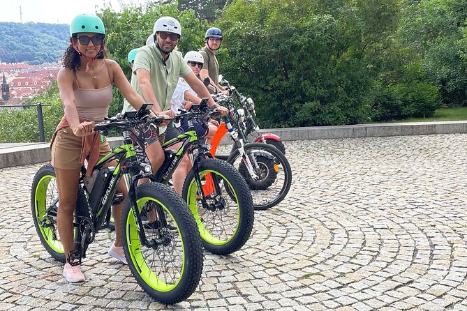 Live-Guided e-Scooter Tour of the Old Town of Prague, 60 min - Stop by stop: what you can expect and how to use your time well