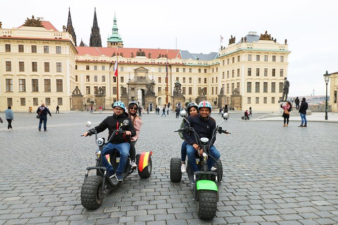 Live-Guided ️Trike-Harley️ Viewpoints tour of Prague - Getting set up: training, helmets, and what you’re really driving