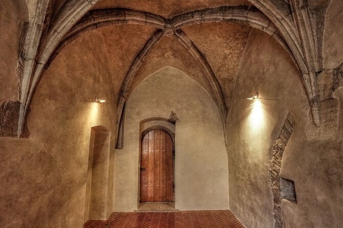 Medieval Underground Tour - Old Town Hall Underground: Medieval Rooms Under the Astronomical Clock Area