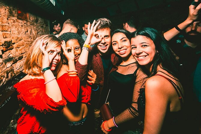 MONDAYS LIKE FRIDAYS - GIRLS 3 FREE DRINKS | Admission Ticket - Hip-hop and R&B in the second room
