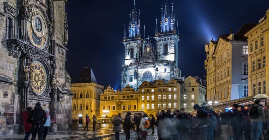 Mystical Night Tour of Prague - Guide quality you can watch for, Maxim and the performance style
