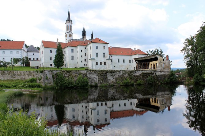 One day trips in the surroundings of Cesky Krumlov - Holasovice, the UNESCO baroque village hour