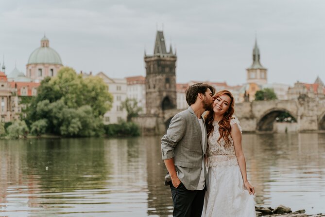 Photographer in Prague - Couple, engagement & portrait photoshoot - The photo package: 40 processes and edited snapshots (what that means for value)