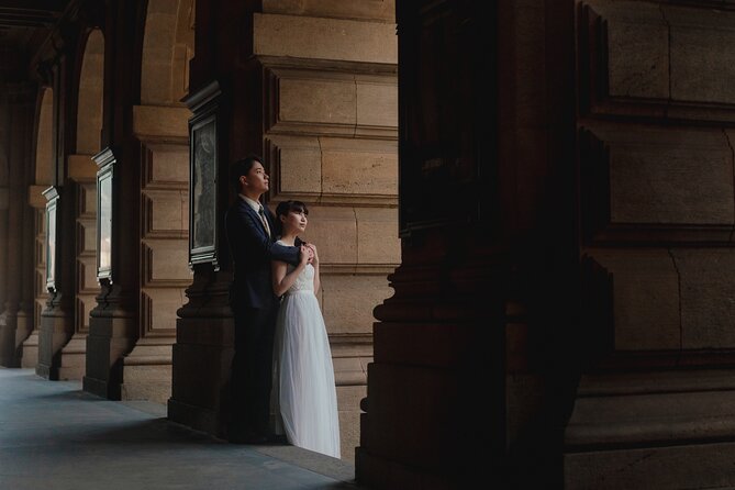 Photographer in Prague, private photoshoot - A private Prague photo walk that actually feels easy