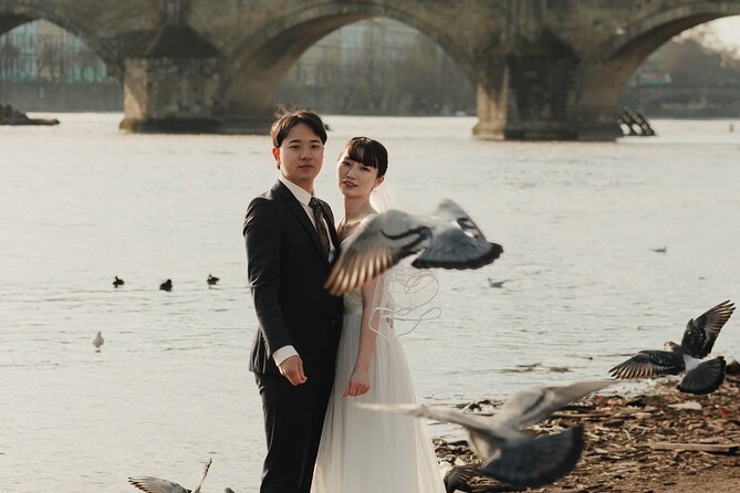 Photographer in Prague, private photoshoot - How direction, timing, and angles make the photos look effortless