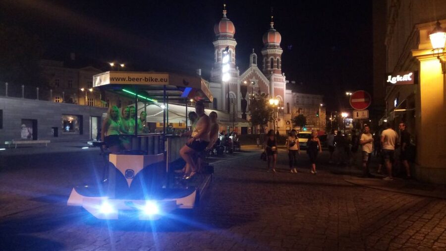 Pilsen: 1.5-Hour Beer Bike with Unlimited Beer - Key things that make this beer bike tour work