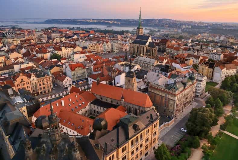 Pilsen: Old Town Guided Walking Tour - Pilsen City Hall: where politics and daily life overlap