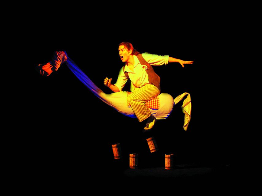 Prague: 1.5-Hour Black Light Theater Srnec Performance - What the Small Theater Changes for You (And Why You Should Care)