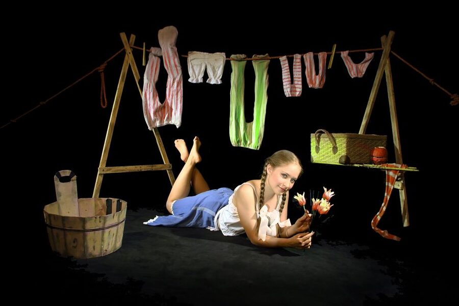 Prague: 1.5-Hour Black Light Theater Srnec Performance - Before You Go: Quick Tips So You Enjoy the Effects More
