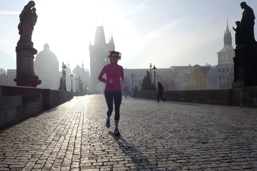 Prague 1-Hour Sight Running Tour - Photos, water, and the small “runner-friendly” touches
