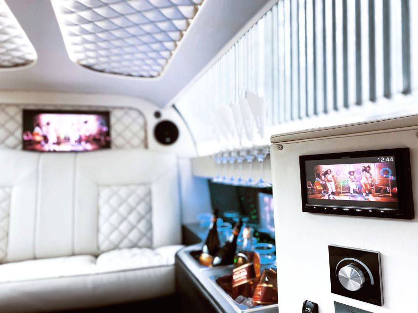 Prague: 1-Hour Vintage Limousine Rental - Booking Advice: Should You Take This Prague Limousine Hour?
