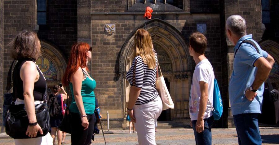 Prague: 2.5-Hour Vyšehrad Castle with Gorlice & Tickets - Vyšehrad Cemetery: Where Czech Culture and Politics Rest