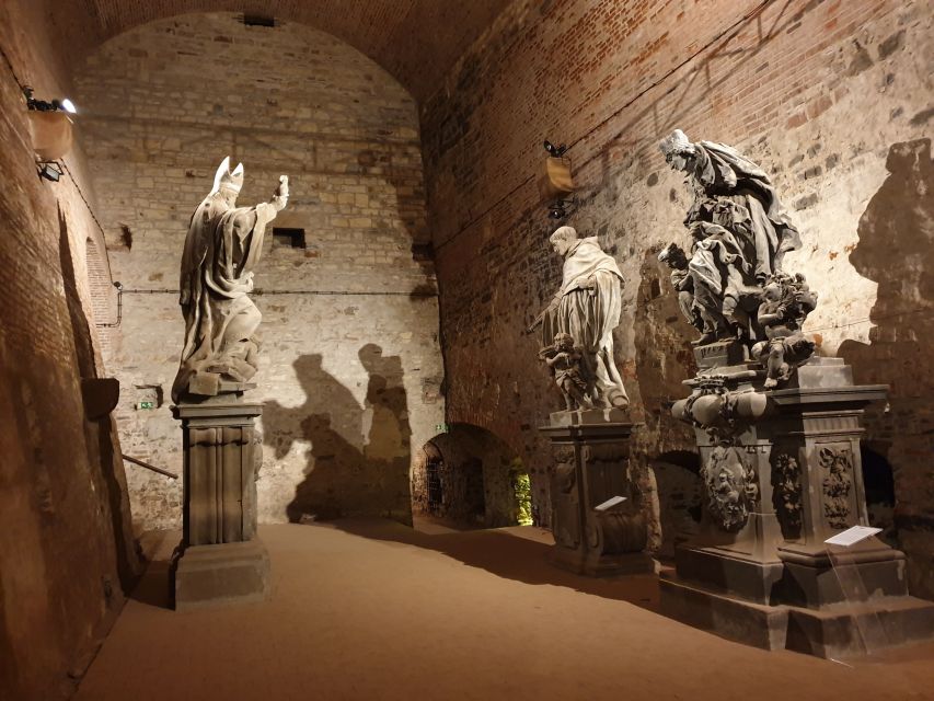 Prague: 2.5-Hour Vyšehrad Castle with Gorlice & Tickets - Gorlice Casemates Underground and Charles Bridge Statues