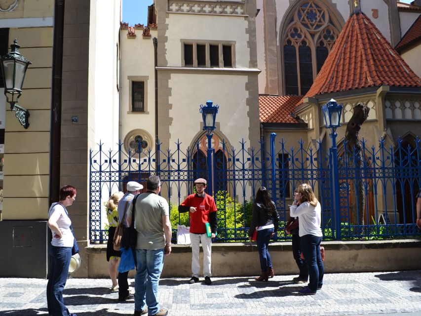 Prague: 2-Hour Old Town and Jewish Ghetto Walking Tour - Old Town Square to Dům U Kamenného zvonu: Famous Prague, Made Human
