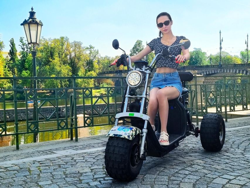 Prague: 2-Hour Trike Live Guided Tour of Old Town - Key Highlights You Can Bank On