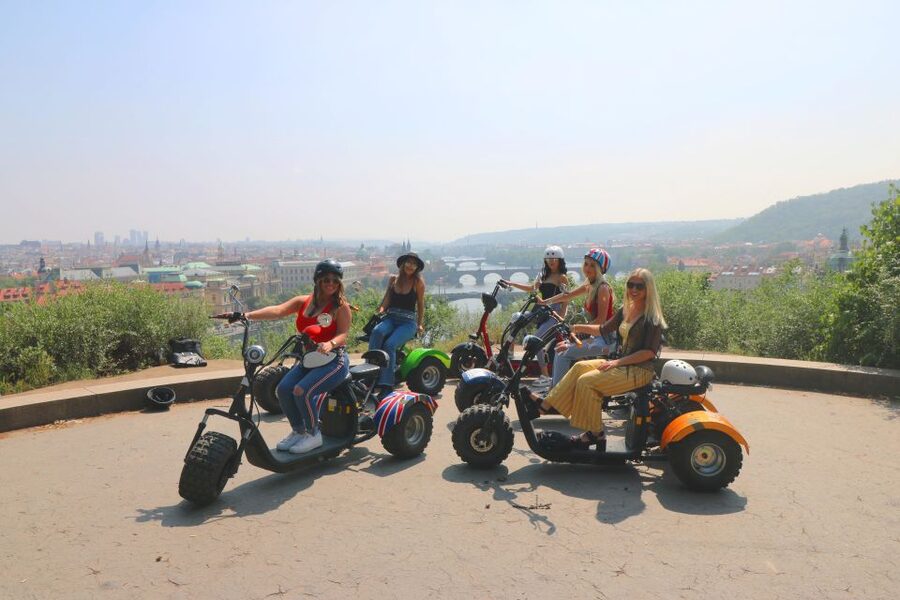 Prague: 2-Hour Trike Live Guided Tour of Old Town - Prague Castle Complex: The World’s Biggest Castle Area and a Gothic Highlight