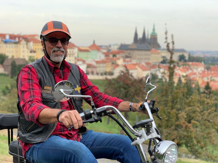 Prague: 2-Hour Trike Live Guided Tour of Old Town - Strahov Monastery Viewpoint, Plus the Optional Library