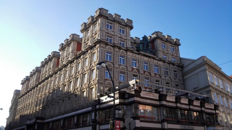 Prague 3-Hour Architectural Tour - The 3-Hour Structure, From Pickup to City Center Drop-Off