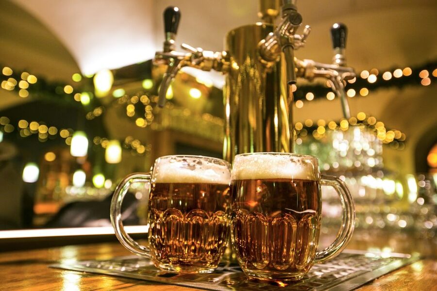 Prague: 3-Hour Beer Tour and Traditional Czech Dinner - Pub stops: what each place usually gives you