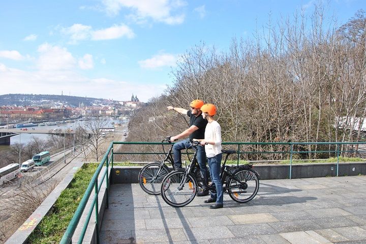 Prague 3-Hour Sightseeing Tour by Electric Bike - Charles Bridge to Old Town Square and the Astronomical Clock payoff