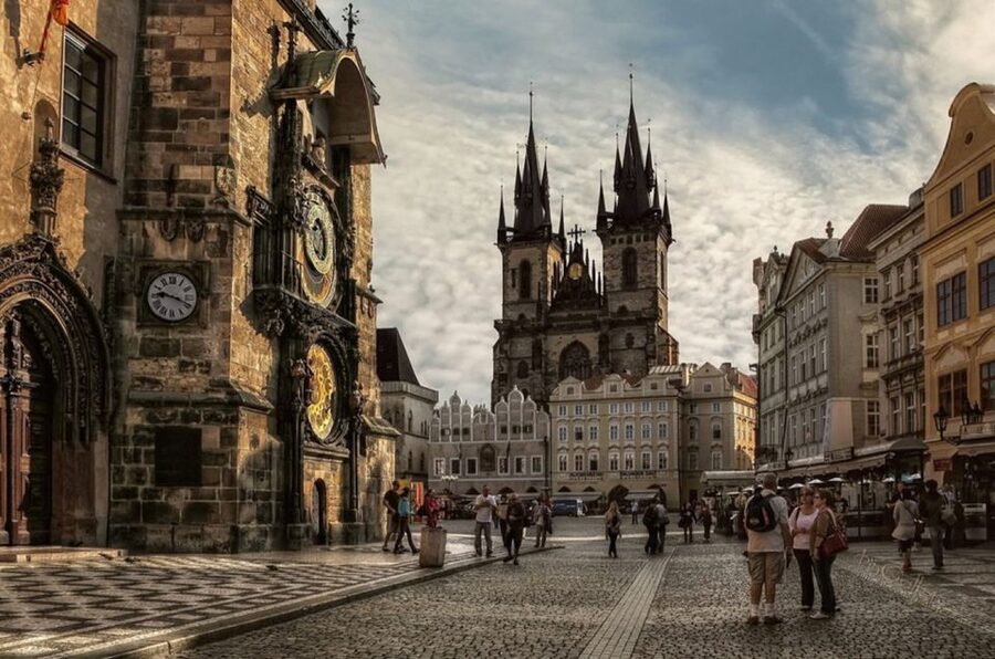 Prague 3-Hour Sightseeing Tour by Electric Bike - Old Town lanes, the Jewish Quarter, and Vltava River edges