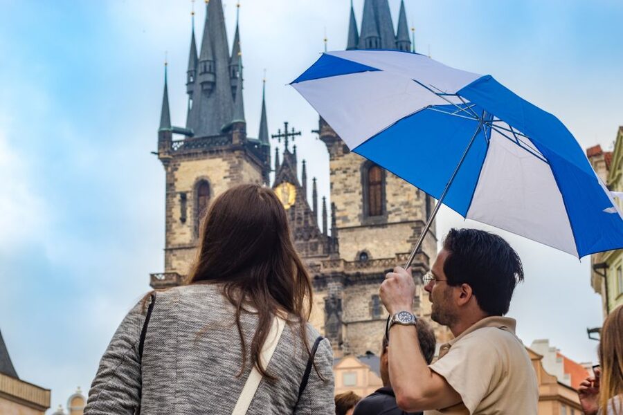 Prague: 3-Hour Walking Tour of Old Town & Prague Castle - Old Town Square at Maiselova 5, then straight into the stories