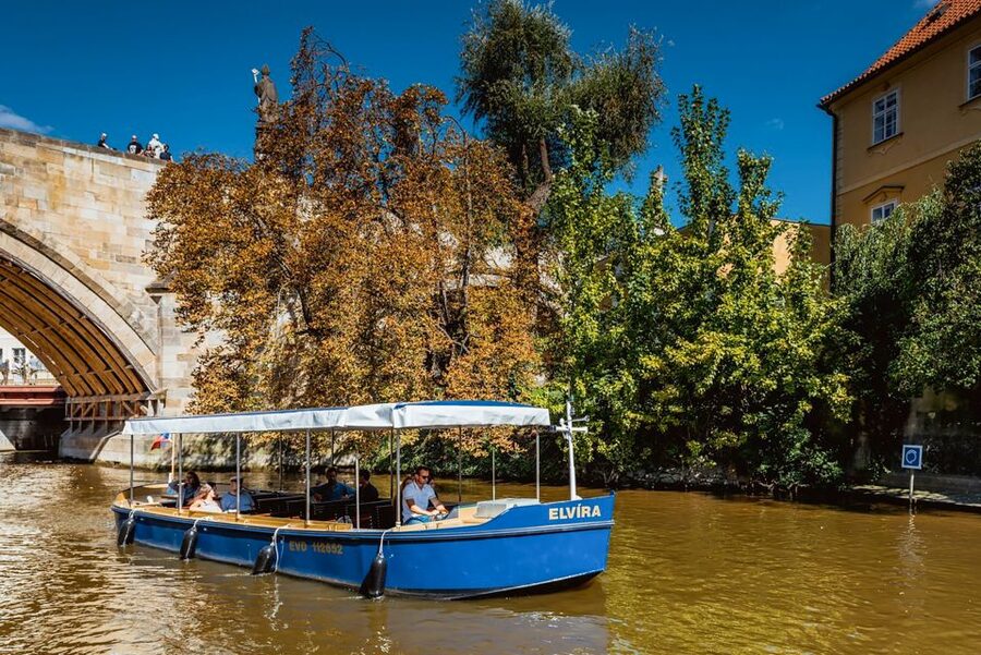 Prague: 45-Minute Sightseeing Cruise to Devil's Channel - Price and value: is $25 for 45 minutes fair?