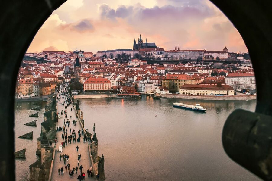 Prague: 50-Minute Sightseeing Evening Cruise - Kampa Island: calmer river scenery and great camera angles
