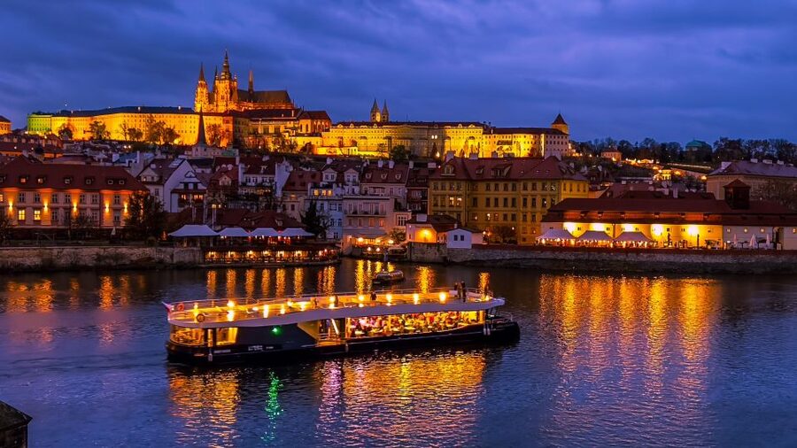 Prague: 50-Minute Sightseeing Evening Cruise - Prague Castle from the Vltava: the biggest complex, seen right