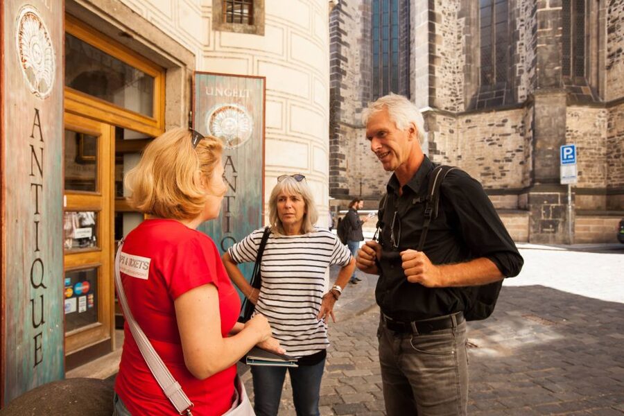 Prague: 6-Hour City Tour including Cruise and Lunch - Jewish Quarter in the best order: synagogues, cemetery, and Spanish Synagogue
