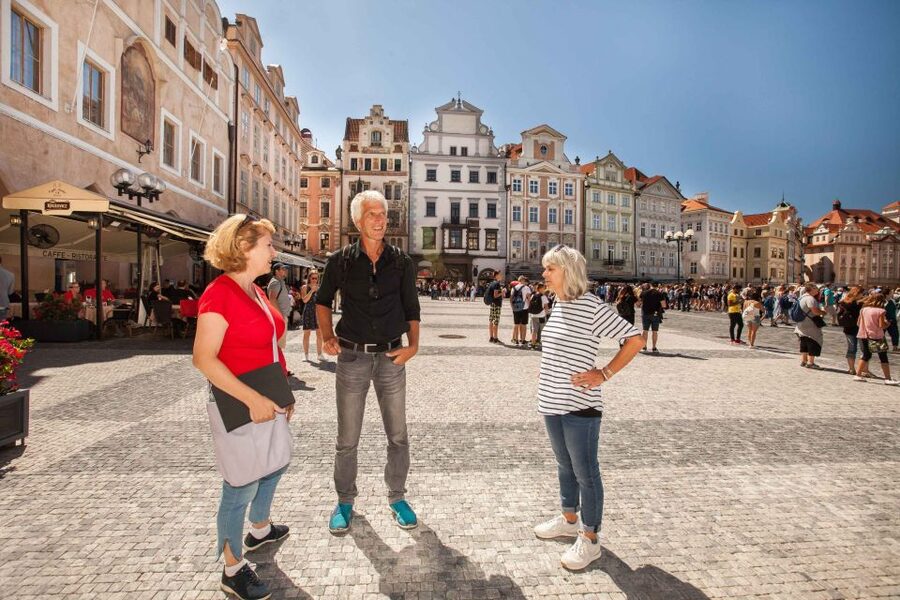 Prague: 6-Hour City Tour including Cruise and Lunch - Devil’s Channel cruise to Charles Bridge: relax, then look up