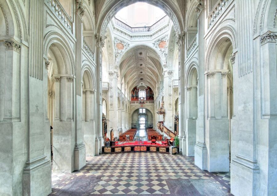 Prague: A. Vivaldi Four Seasons at St. Salvator Church - The one-hour flow, from ticket exchange to the final note