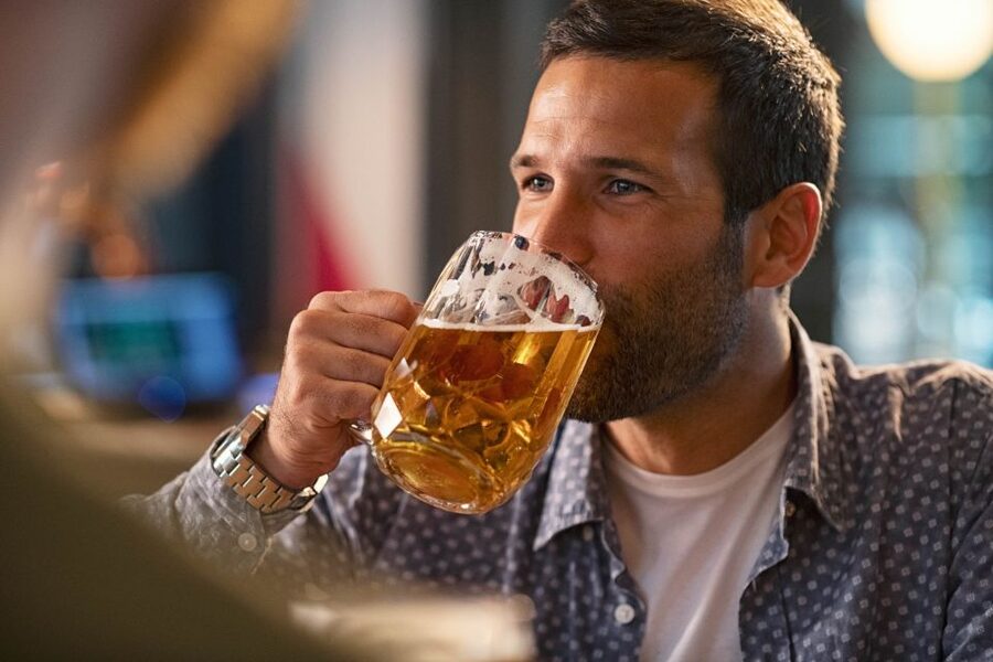 Prague: Afternoon Beer Cruise with Drinks Included - Why a 45-Minute Vltava Beer Cruise Feels Like a Prague Cheat Code
