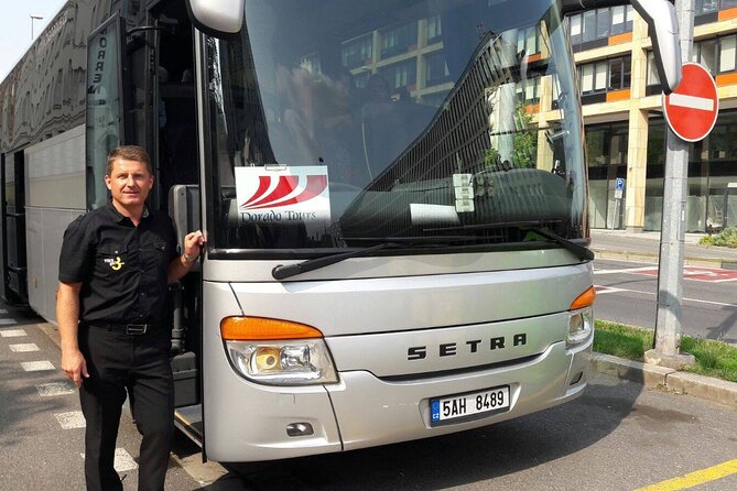 PRAGUE AIRPORT - CITY TRANSFERS in Spanish - Cómo te ayuda a aterrizar con menos estrés (y qué hacer tú)